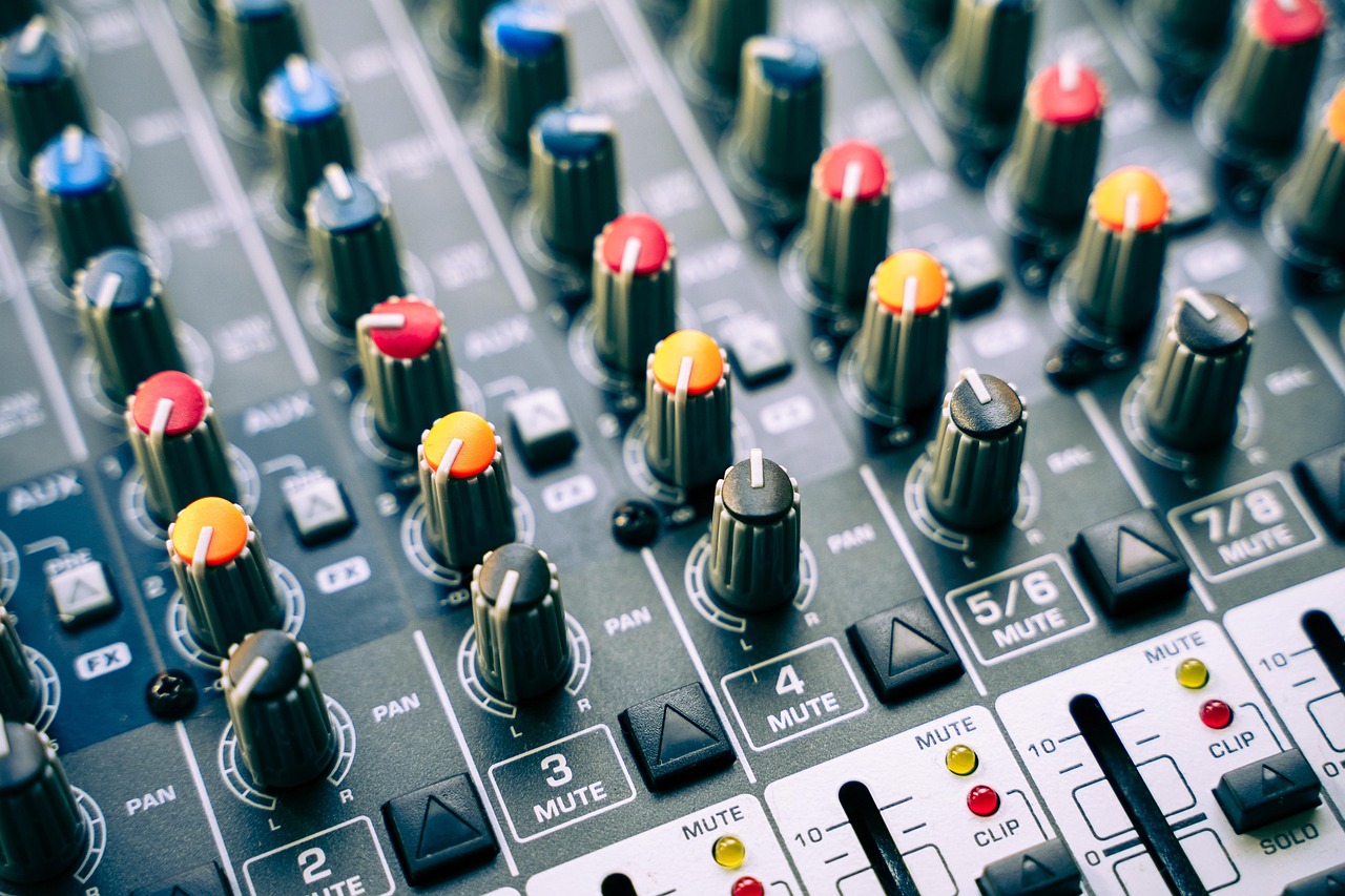 OmniVoice Studio: O Rival Local e Open-Source do ElevenLabs